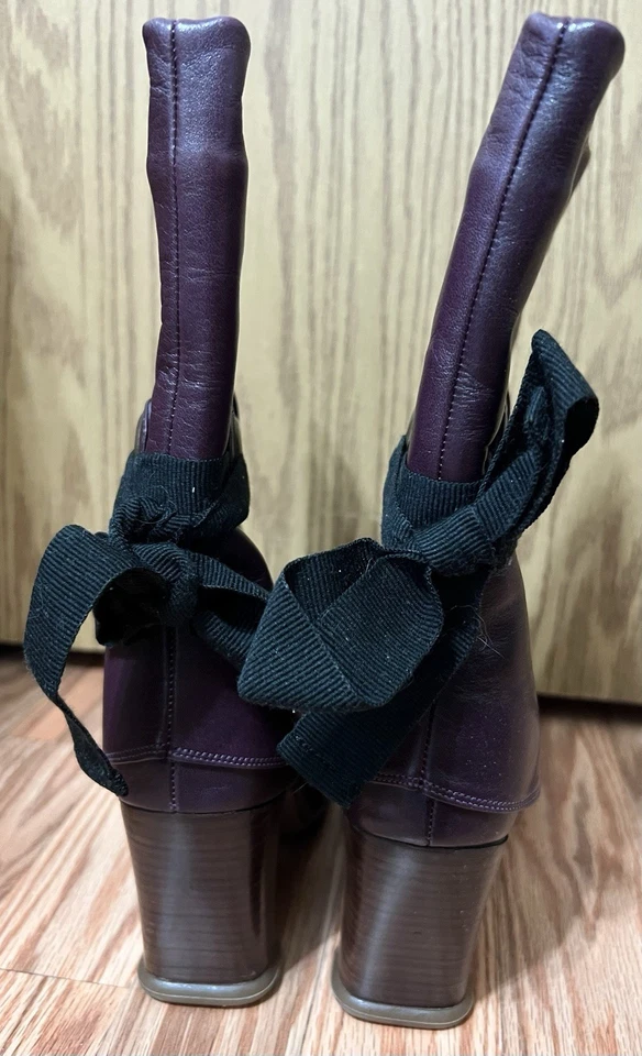 Botas Fluevog Soprano Inge Plum raras, talla 7, SyFy Alice, Caterina Scorsone Foto 2 de 4