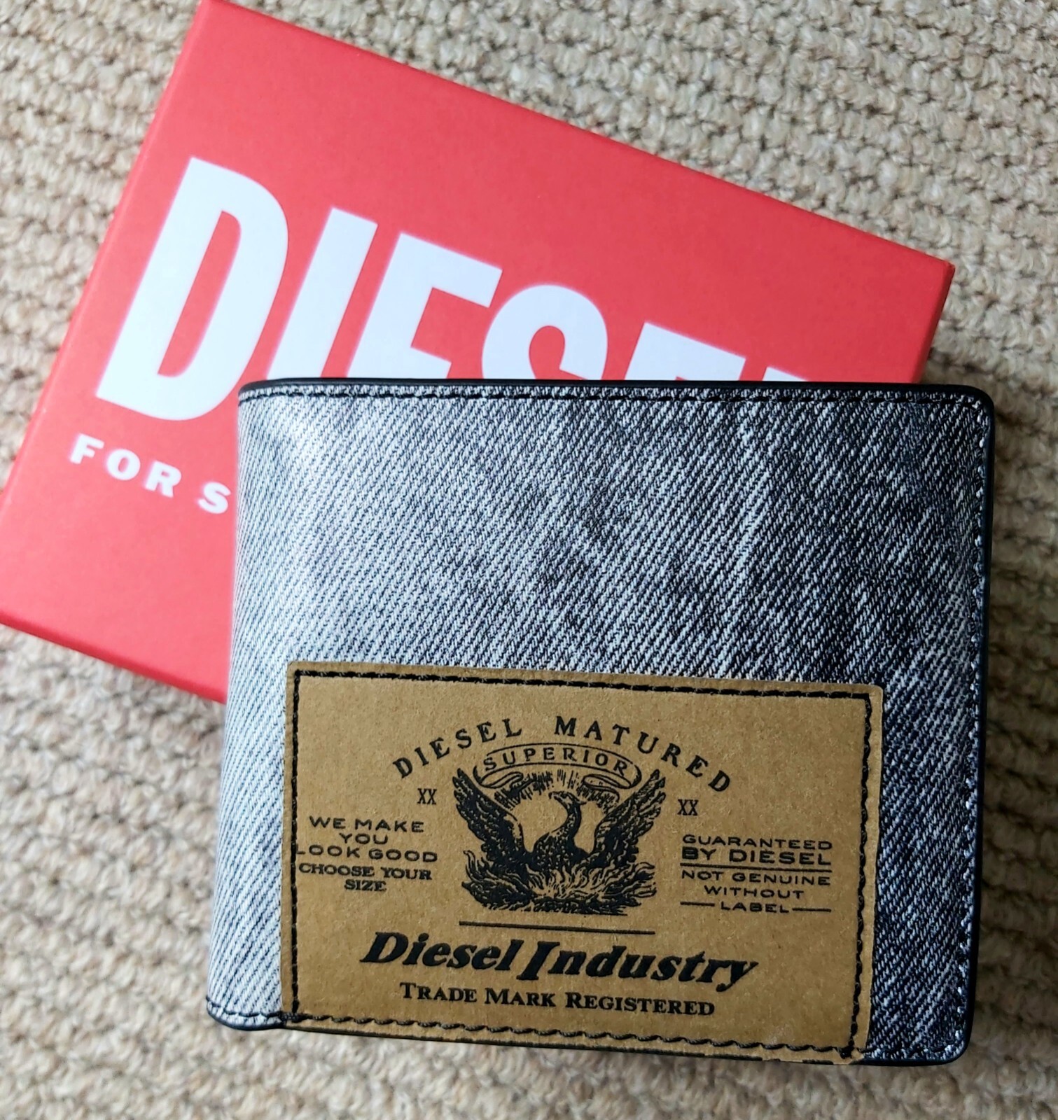Genuine DIESEL Black / Grey BI-FOLD WALLET *COIN POCKET* Tags IN BOX X09914