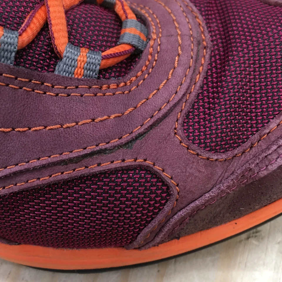 Clarks Zapatos Mujer 9.5 M Exterior Rock Trail Tenis 26103341 Cuero Púrpura Foto 3 de 4