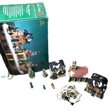 Lot/9 Piece Trim A Home Village 3 Buildings, 2 Trees, 2 Figurines & Light String