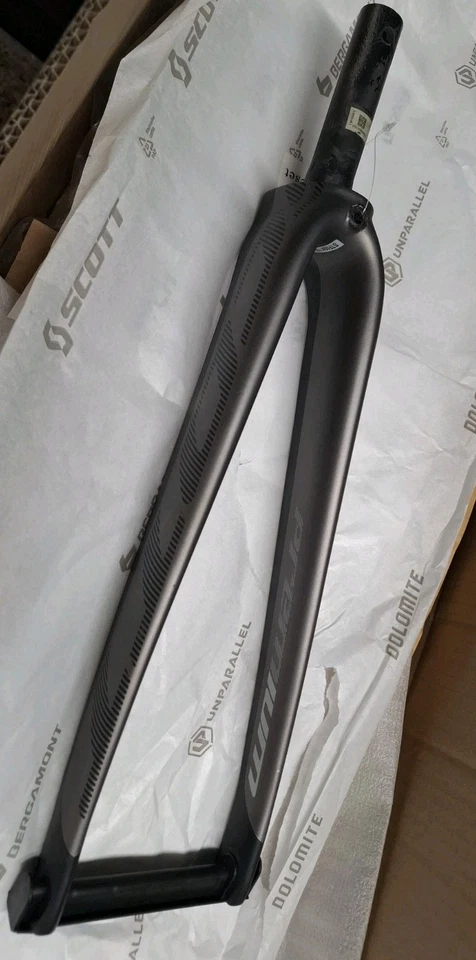 Scott Plasma 3 Premium Forks NOS, Road Bike, 1'' Steerer Tube - Image 2 of 4