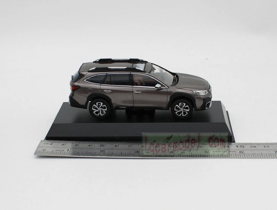 1/43 Scale New Subaru Outback diecast model Brown Color - Image 3 of 4