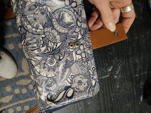 SAKROOTS NAVY FLORAL ARTIST Circle Purse, Crossbody and Wristlet - Picture 11 of 15