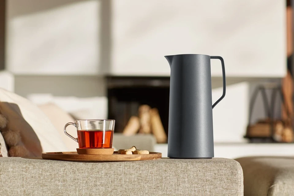 Motiva Pichet Isotherme 1 L Bouchon à vis Fermeture Quick Press Pichet à réte... - Photo 4/4