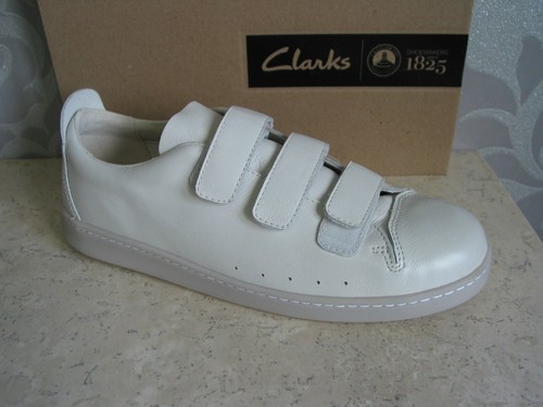 clarks slip on trainers