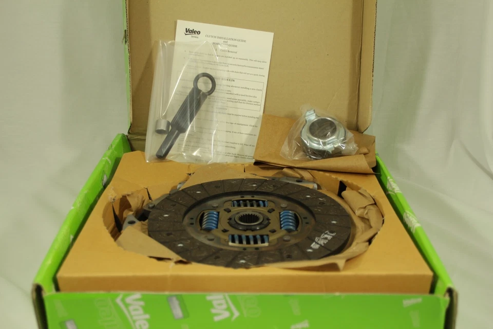 Mazda RX-8 2004-2011 1.3L R2 Clutch Kit Valeo 52303601 - Image 2 of 2