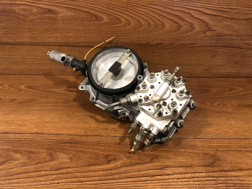 MERCEDES R107 W126 380SL 380SE 380SEC 500SEL V8 DISTRIBUIDOR DE INYECCIÓN DE COMBUSTIBLE OEM Foto 4 de 4