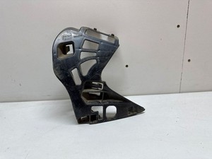 BMW 5 G30 G31 G38 2019 Rechts Halterung Stoßstange Stoßfänger vorne 7385348