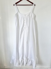 VICTORIA  S SECRET COUNTRY Vintage White Lace Trimmed Cotton Nightgown. L