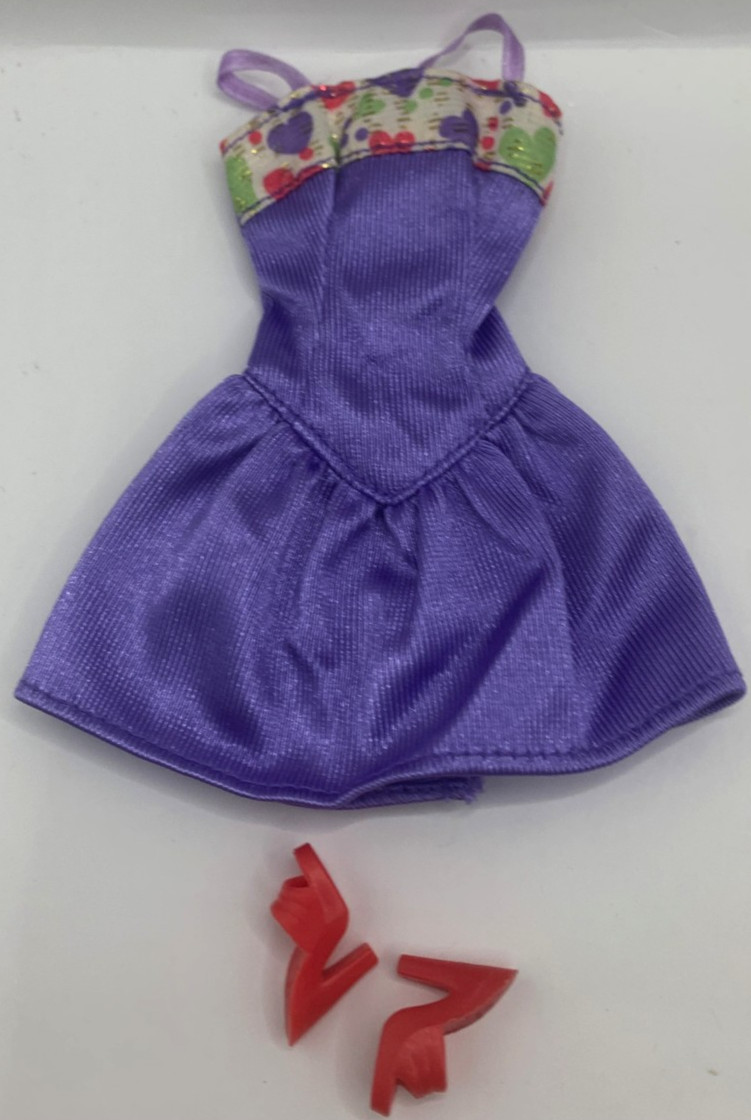 Vintage Barbie Fashion Pack Outfit Clothing Purple Shiny Heart Party Dress Shoes