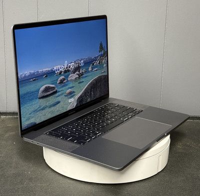 Apple MacBook Pro 16in 2019 i7 16GB 512GB SSD Radeon 5300M A2141 Space Gray
