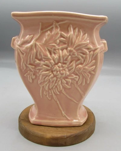 Vintage McCoy Pottery Coral Salmon Chrysanthemum Floral Flower Vase 7" Tall
