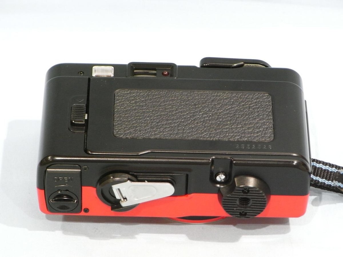 ☆☆極上級美品❕完動品☆☆ Konica C35 EF3 レッド 極上美品❕動作確認済 KONICA C35 EF3 レッド