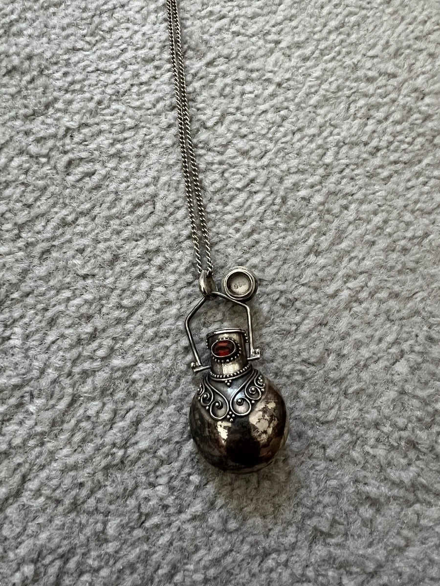 Oil diffuser shop necklace