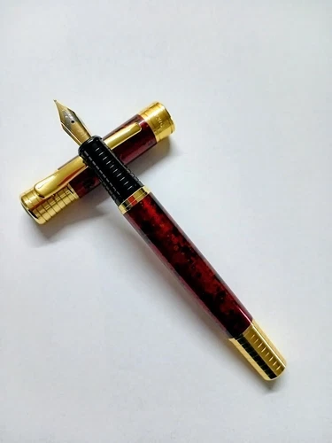 DIKAWEN 8038 Fountain Pen (Red Marble) Fine Nib +5 Ink Cartridges *FREEPOST* - Picture 7 of 7