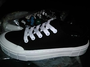 Women's Tennis Shoes * Mad Love Brand * Sizes 7 or 9 * Brand New!
