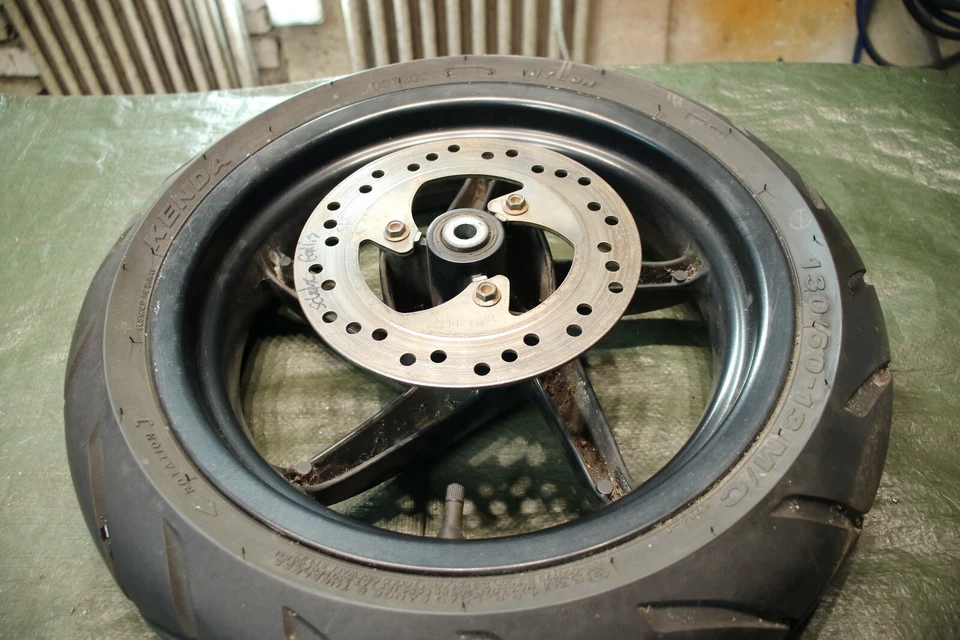 Aprilia SR 50 DITECH ZD4RLB original Vorderrad Felge Reifen 130/60-13 Ruota Whee - Bild 1 von 4