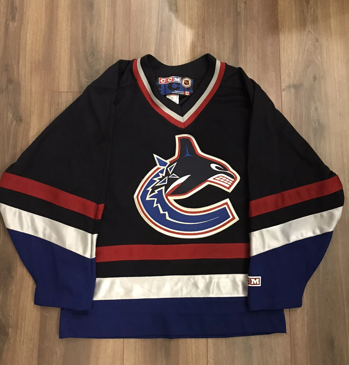  Vancouver Canucks Pet Dog Hockey Jersey Medium : Pet Shirts :  Sports & Outdoors