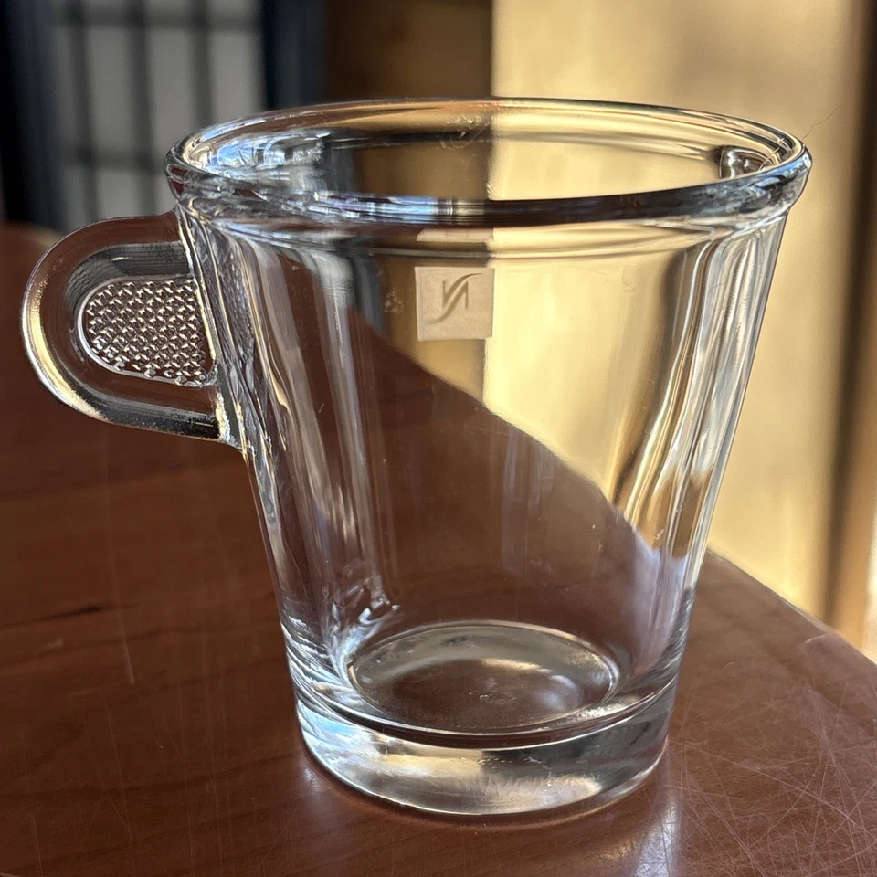 Duas (2) xícaras de café expresso de vidro transparente Nespresso com alças de aperto - 3 polegadas de altura - Imagem 4 de 4