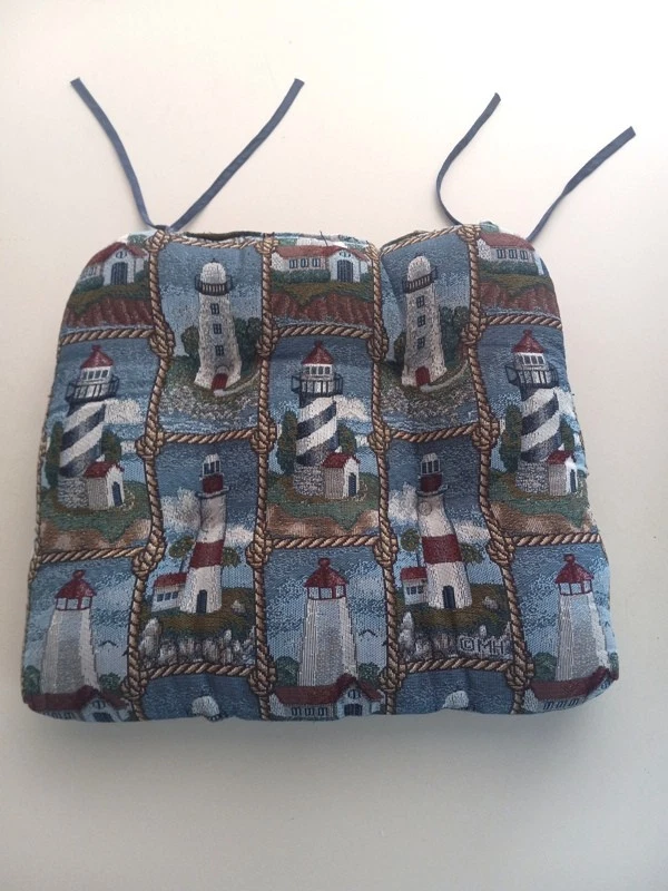 Juego de 6 cojines acolchados para silla faro. Foto 4 de 4