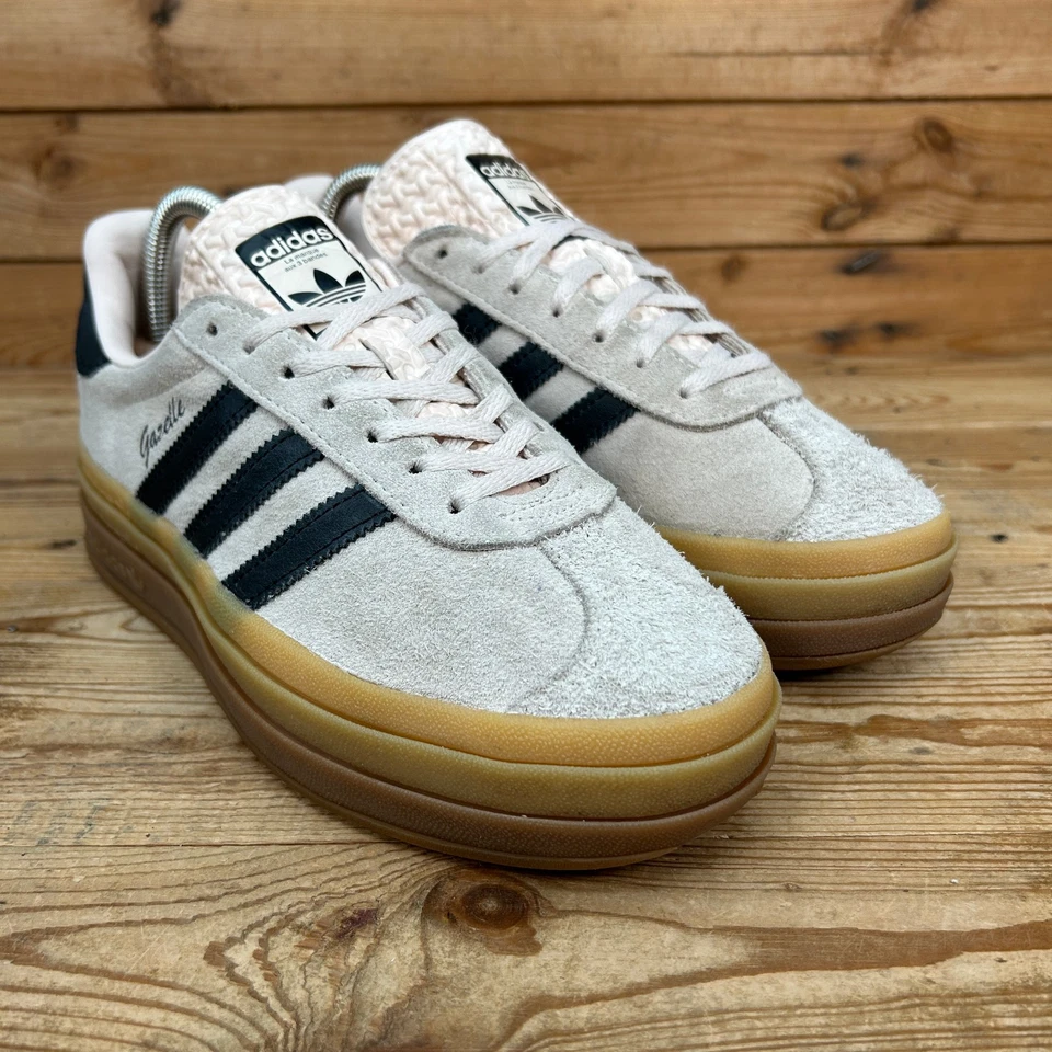 Adidas Trainers Womens Size UK 5 Originals Gazelle Bold Off White Black Shoes - Image 3 of 4