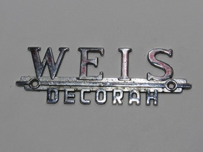 VTG Weis Buick Decorah Iowa Metal Dealership Badge Emblem Tag IA Oil Gas Trunk