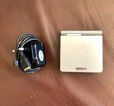 Nintendo Game Boy Advance SP Silver AGS-001 PAL w/ Charger & New Battery