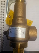 APOLLO 19 SAFETY VALVE 19KGFA 1-1/4 x 1-1/2" 85PSI