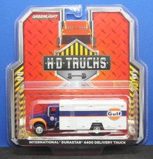 1/64 Greenlight Inter Inter Durastar 4400 Truck - Gulf Oil