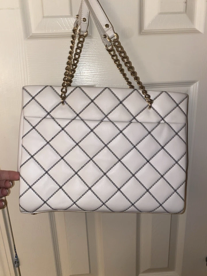 KATE SPADE Monedero Emerson Cuero Blanco Negro Costuras Usado 2 Veces Foto 2 de 4