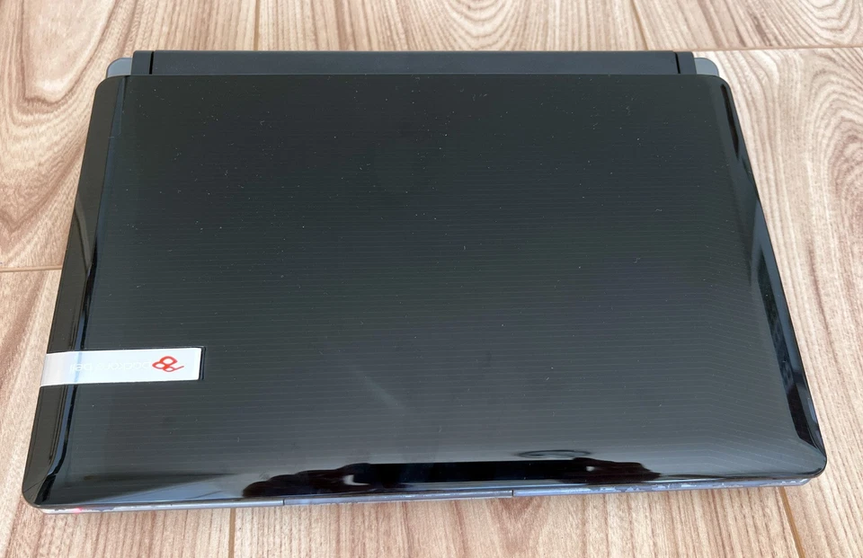 Packard Bell Dot S2 Netbook 10.1" Windows 7 WIFI 2GB RAM 250GB HDD Webcam 1.6GHz - Image 4 of 4