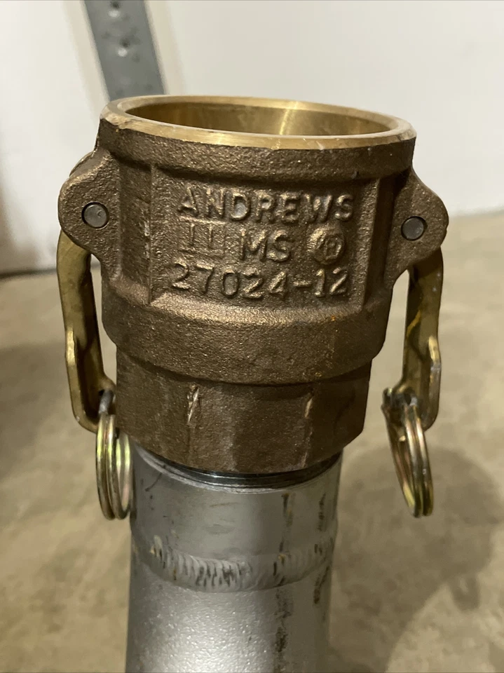 Manguera blindada de rótula Dixon GSM 2" ID con accesorios de leva y ranura 3" OD x 6' L Foto 4 de 4