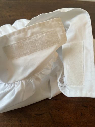 KNG Childs White 8 Button Chefs Coat & All Heart Chefs Hat w/Adjustable Closure - Picture 11 of 13