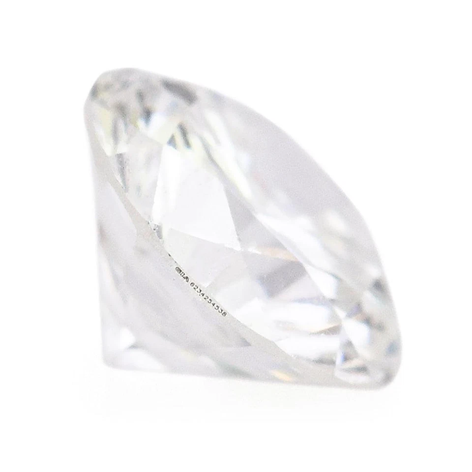 GIA Certified 0.67Ct Round Brilliant F SI2 Loose Diamond 5.59 - 5.66 x 3.48 mm - Image 3 of 4