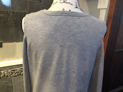 Love J Mauve Gray Cold Shoulder Long Sleeve Sweatshirt Size Medium/Holes Detail - Picture 7 of 11