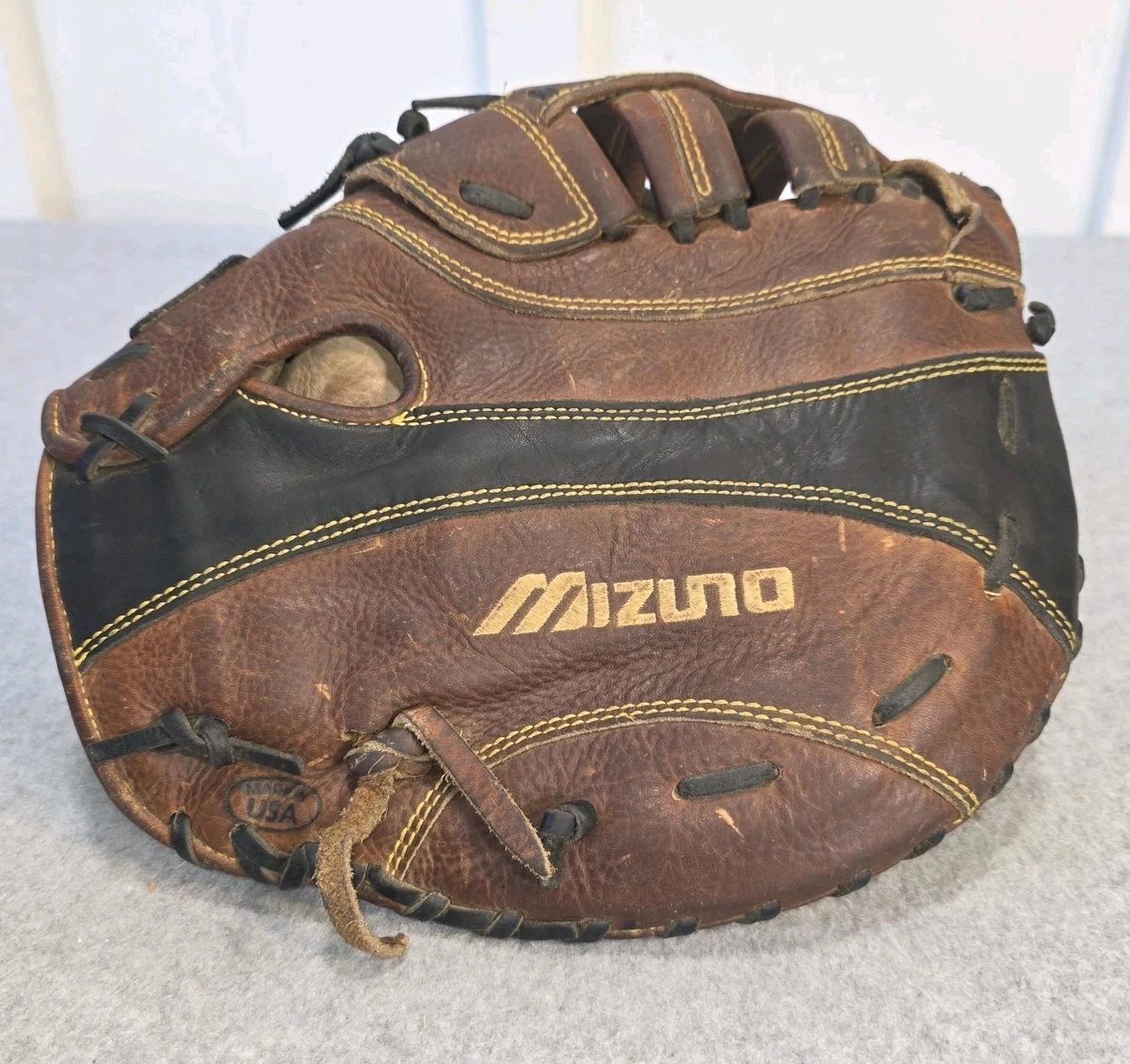 Mizuno 12.5 Size First Base Baseball Softball Gloves & Mitts for