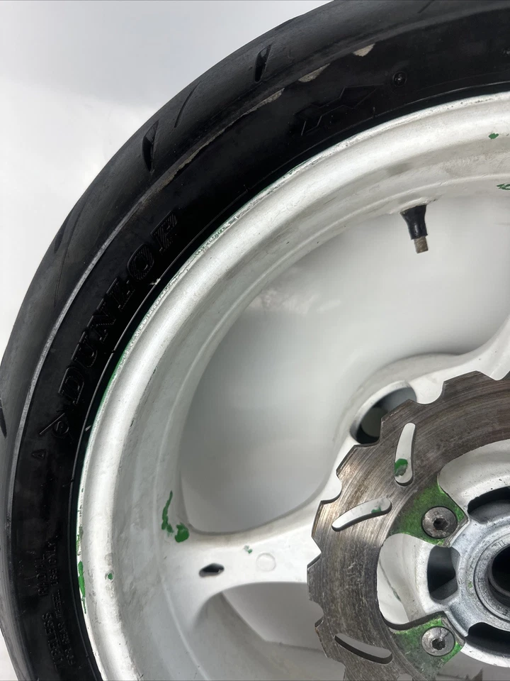 Suzuki GSXR600 2006 2007 blanco rueda trasera recta rotor llanta 17X5,50 *doblada* Foto 4 de 4