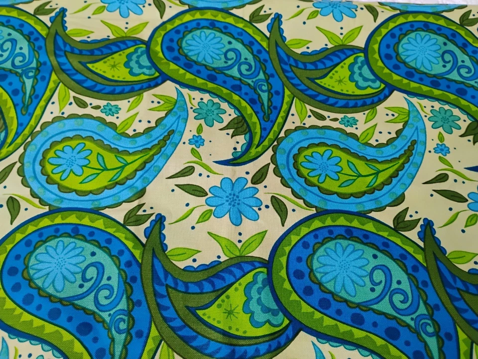 Flourish By Valori Wells For Free Spirit acolchoado remanescente de algodão 44 x 36 pol - Imagem 3 de 4