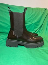 New Look Comfort Ladies Ankle Chunky Chelsea Boots Size UK 5 Brown Patent Leathe