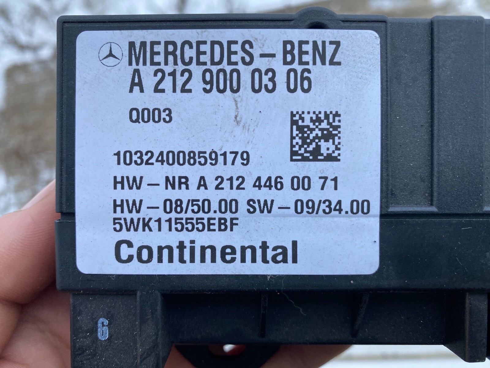 Mercedes W204 W212 Fuel Pump Control Unit OEM A2129000306 eBay