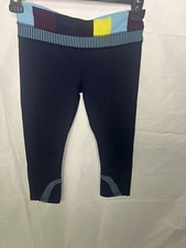 womens lululemon Crop leggings size 4