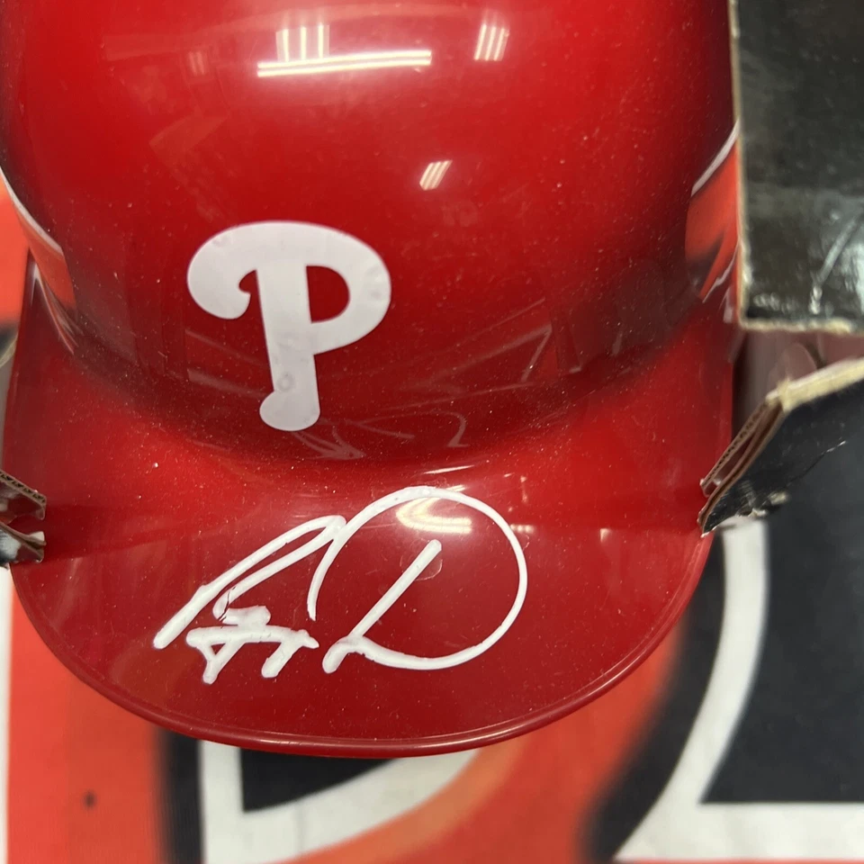 Minicasco autografiado Steiner firmado por Ryan Howard Philadelphia Phillies Foto 2 de 3