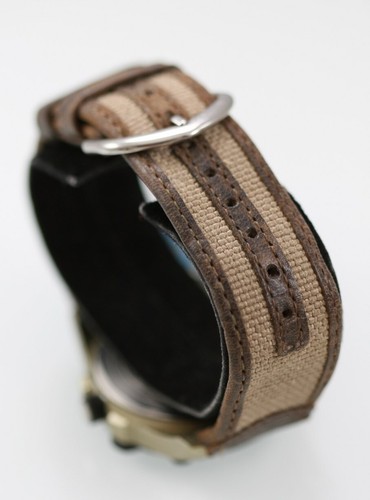 Timex Reloj Hombre Oro Plástico Negro Inoxidable 50m Luz Fecha Beige Lona Cuarzo - Imagen 2 de 9