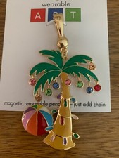 Roman Wearable Art magnetic removable pendant