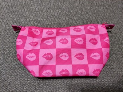 Benefit Cosmetics Makeup Large Pink Pouch Bag w/ Zip Closure - Give Lip Clutch