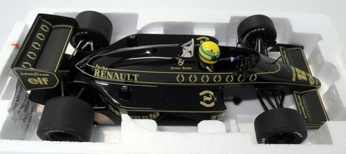 Minichamps 1/18 Scale - 540 861812 Lotus 98T Ayrton Senna 1986 F1 - Picture 4 of 9