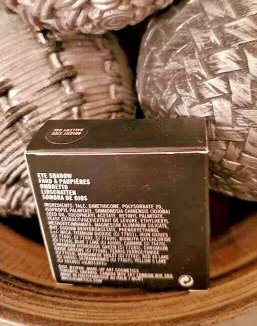 MAC Cosmetics  Eye Shadow Duo "Bright Side & Gallery Girl" LE NIB! - Image 2 of 2