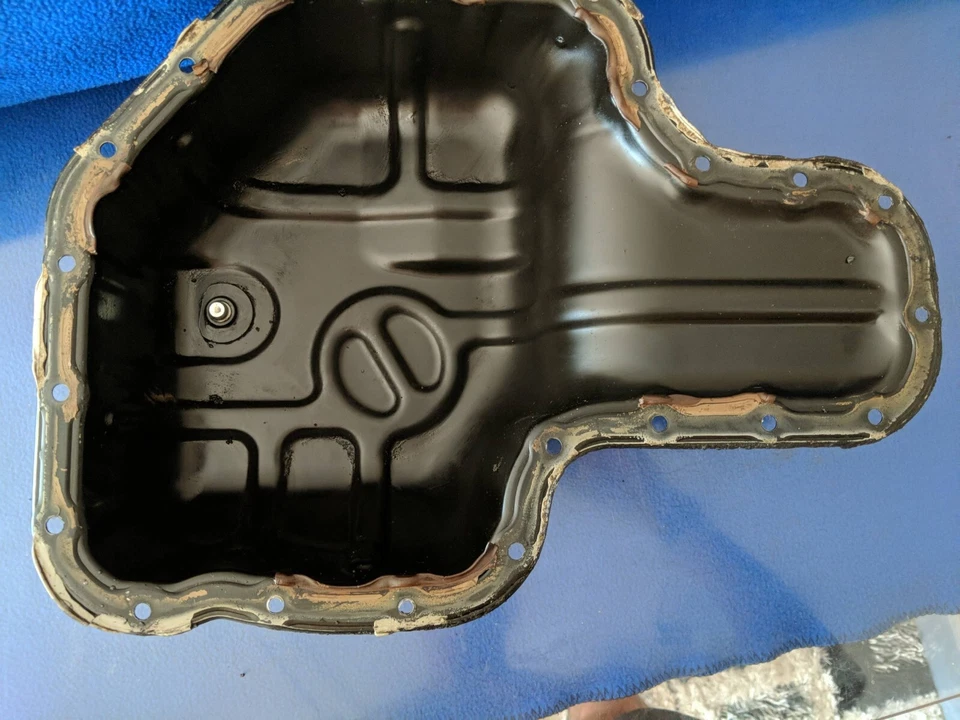 雷克萨斯 LX470 陆地巡洋舰发动机下油盘 1998 - 2007 原始设备制造商 2uzfe v8 — 第 3/4 张图片