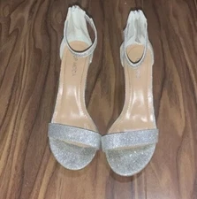 Top Moda Shoes Women’s 7 Silver Open Toed Heels Strappy Sparkly Prom Formal 