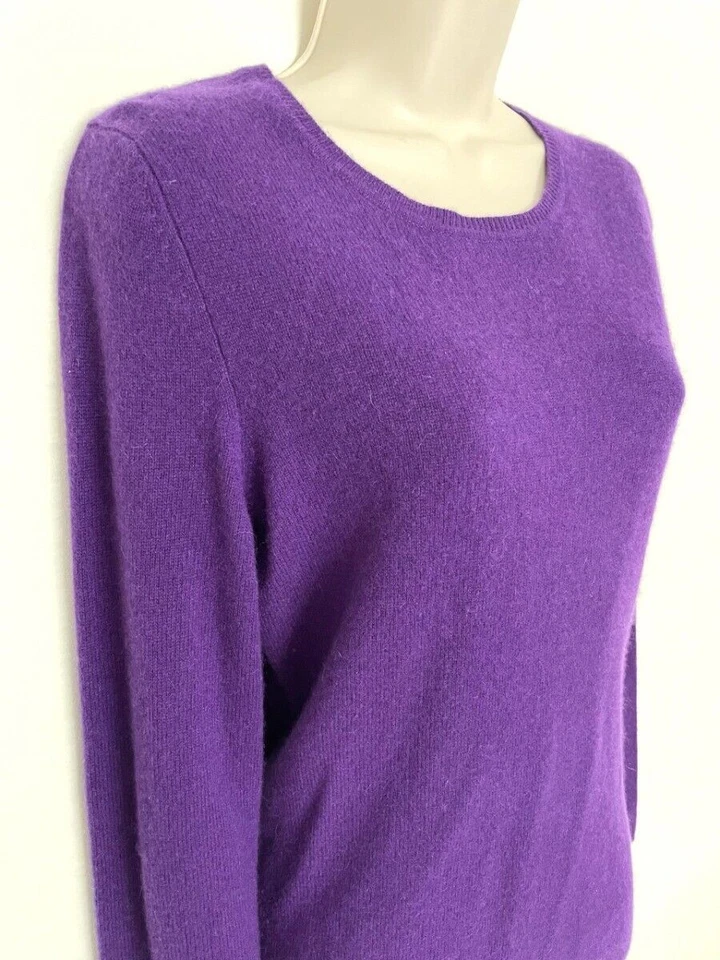 ⏩ NEW Lord & Taylor - 100% Cashmere Women's Crewneck Sweater • Purple • Medium - Image 4 of 4